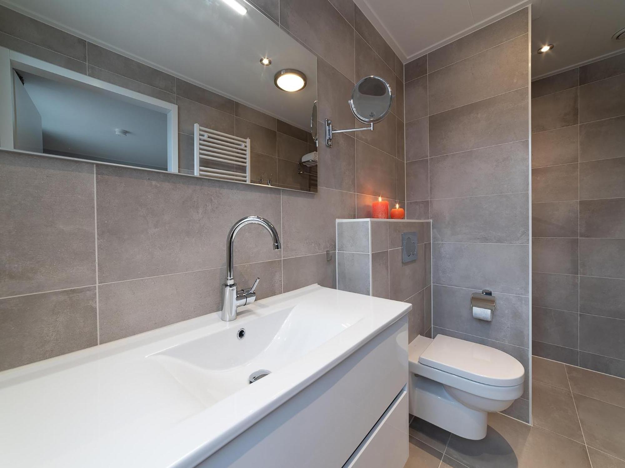 Lovely With A Luxurious Outdoor Sauna *